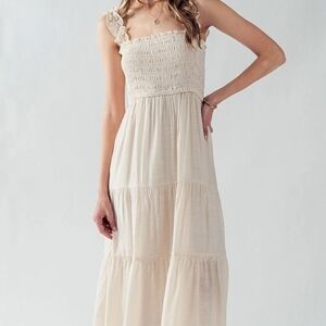 Love‎ Tree Cream Ruched Tiered Maxi Sundress